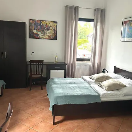 Klemens Quarto em Acomodações Particulares *